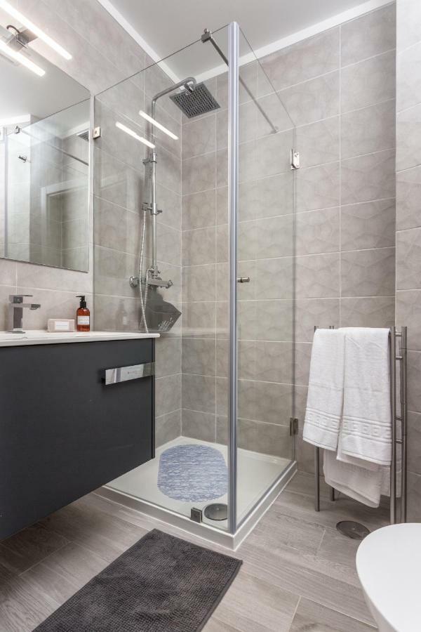 Luxury Beach Apartment At Armação de Pêra Exteriör bild