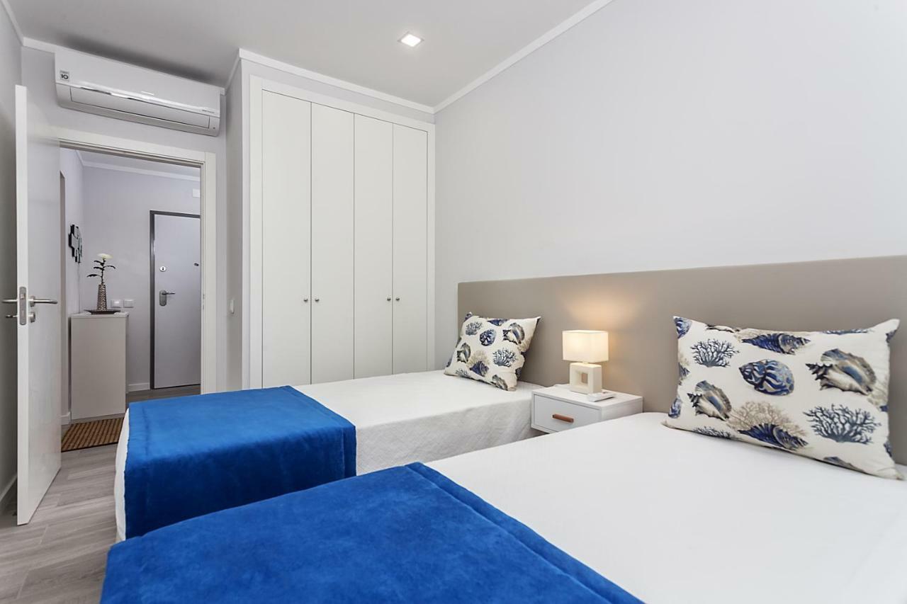 Luxury Beach Apartment At Armação de Pêra Exteriör bild